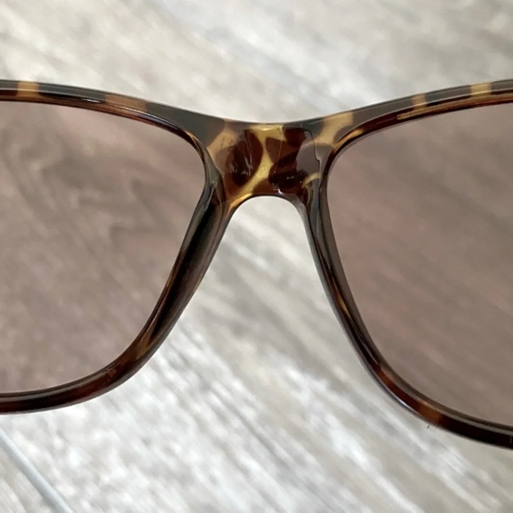 NEW! Polarized Sunglasses Lightweight Retro Square UV Protection Shades Tortoise